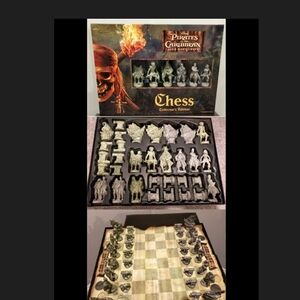 Pirates Of The Caribbean Chess Set - Collector's Edition